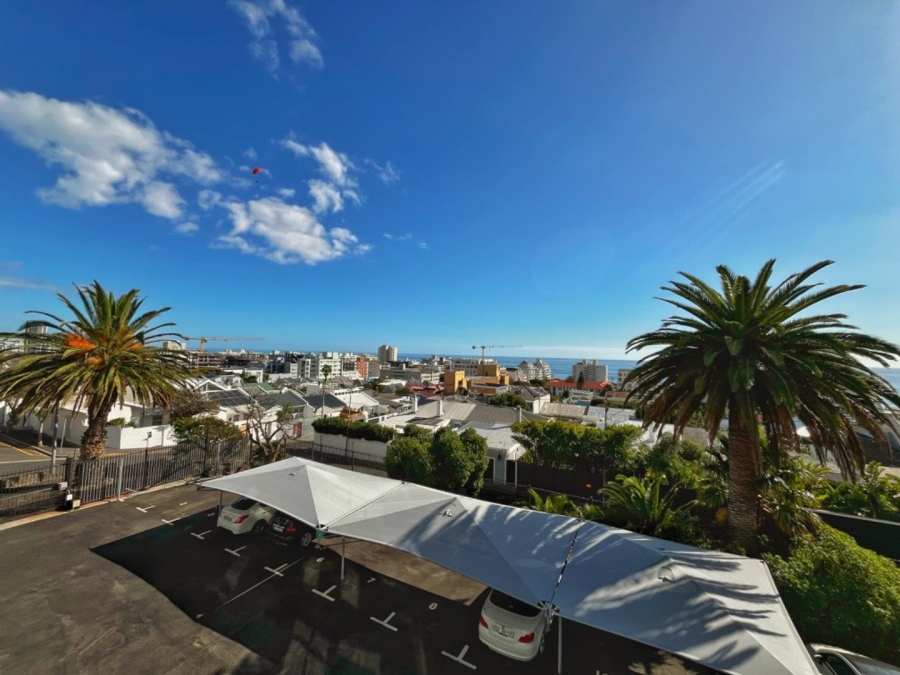 2 Bedroom Property for Sale in Sea Point Western Cape